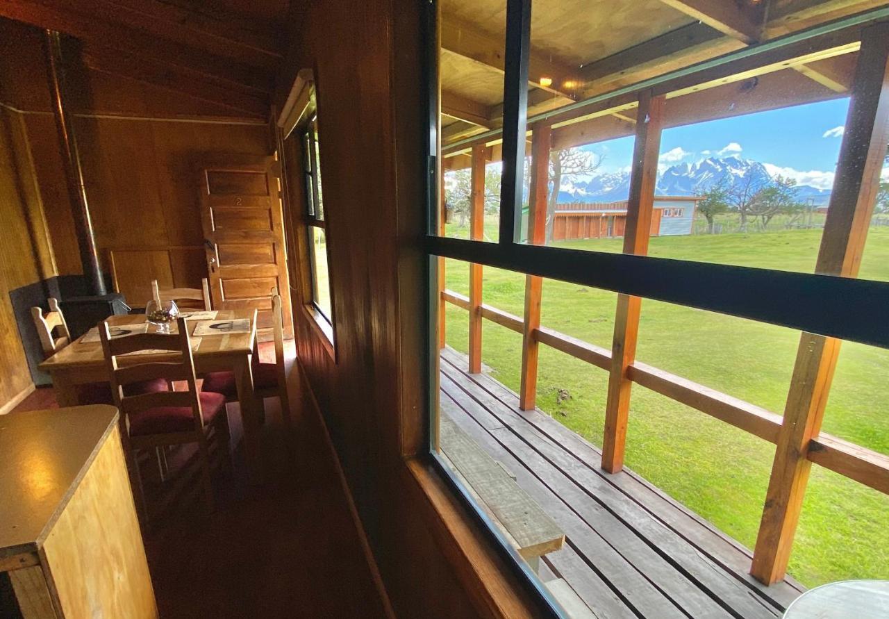 Cabanas Vista Al Paine Torres del Paine National Park Exterior foto